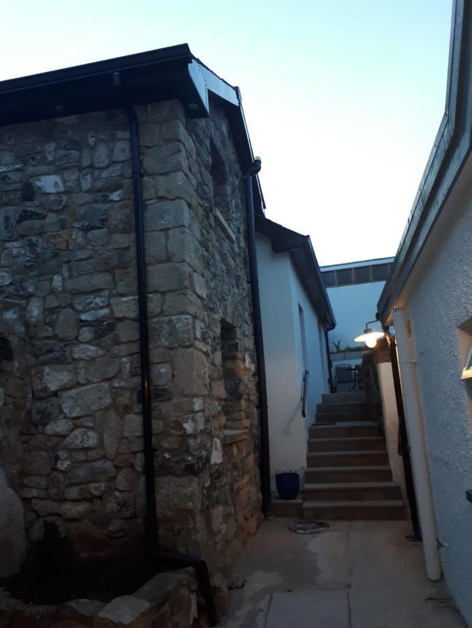The Stonehouse, In The Heart Of Ballycastle Exterior photo